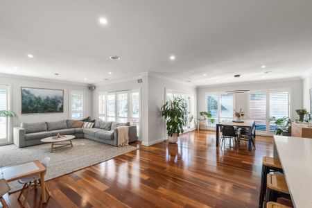 For inspection details please contact: Adriana McDonald amcdonald@hodges.com.au or 9598 1111 - Photo 2