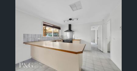 Home Sweet WOW: Your Family’s Perfect Fit Awaits! - Photo 5