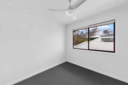 For Lease: Beautifully Presented Duplex in a Sought-After Waterford Pocket - Photo 3