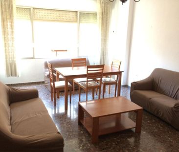 Piso de alquiler en Carrer Rosell, 20, Casco Histórico - Photo 2