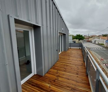 Location Appartement 2 pièces 44m² LA ROCHELLE 17000 - Photo 5