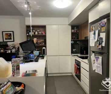 Ground floor with courtyards - Photo 6