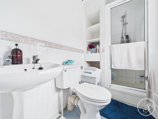 Temple Row Close, Leeds - Photo 1