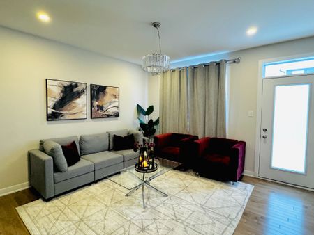 For Lease - 431 Epoch Street, Barrhaven, Ontario - Photo 2