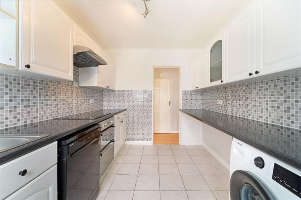 To Let 2 Bed Maisonette - Upper - Photo 1