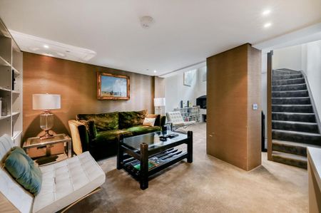 4 bedroom terraced house to rent - Photo 2