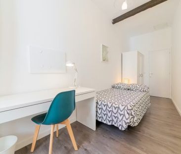 Carrer de Santa Teresa, Valencia, Valencian Community 46001 - Photo 6