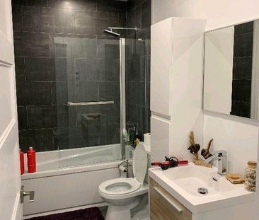 Appartement 3 1/2 a louer - Photo 2