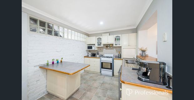 Spacious Two-Storey Family Home in the Heart of Hillarys - Photo 1