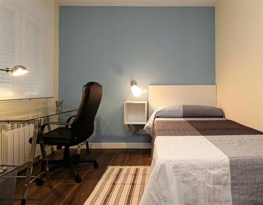 Calle Madrid, Getafe, Community of Madrid 28903 - Photo 1