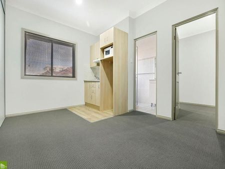 CBD Central - One Bedroom Studio - Photo 2