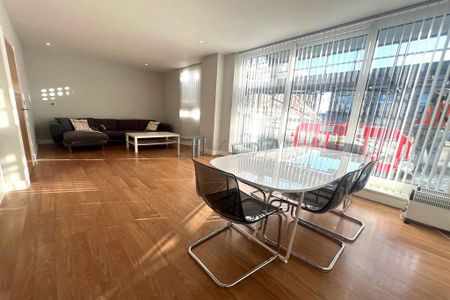 2 bedroom apartment to rent - Photo 2