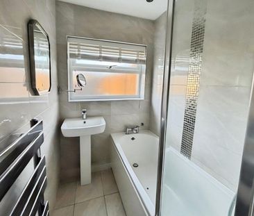 3 bedroom terraced house to rent - Photo 6