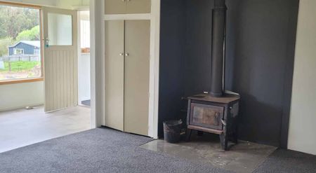 Family Home - Photo 5