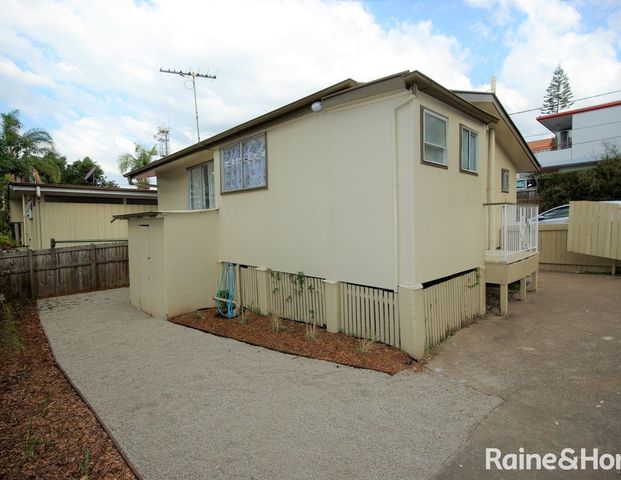 5 Meredith Lane, Ipswich, QLD 4305 - Photo 1