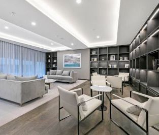 Experience Unrivalled Luxury with Iconic Harbour Views - Photo 6