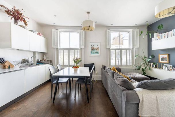 2 bedroom flat to rent - Photo 1