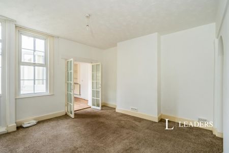 2 bedroom semi-detached house to rent - Photo 5