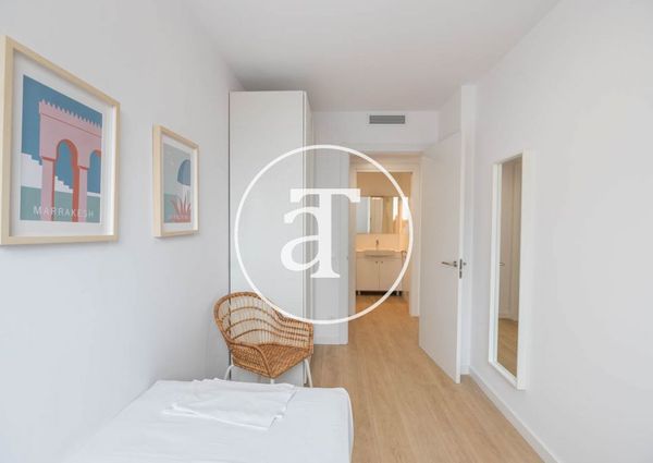 Apartment for rent with 2 bedrooms, studio and terrace in Badalona