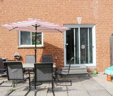 For Lease - 5611 Palmerston Crescent, Mississauga, Ontario - Photo 2