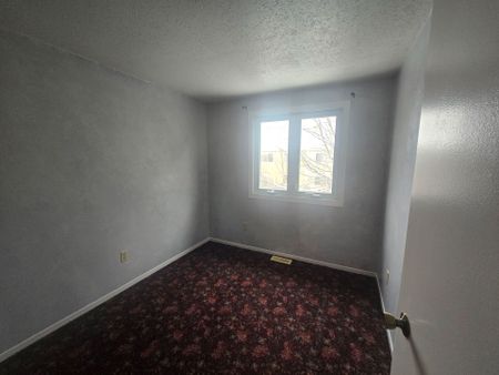 For Lease - 538 SEYTON Drive, Bells Corners and South to Fallowfield, Ontario - Photo 4