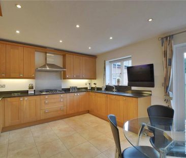 4 bedroom detached house to rent - Photo 6