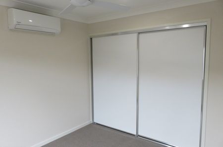 MODERN 2 BEDROOM HOME - Photo 4