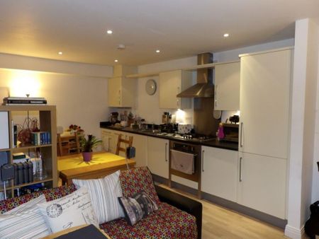 1 bedroom flat to rent - Photo 5