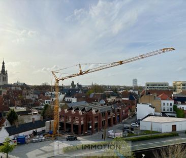 Appartement met 2 slaapkamers en terras - centrum Kortrijk - Photo 5