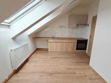Pronájem bytu 4+1 109 m², Teplice - Photo 2