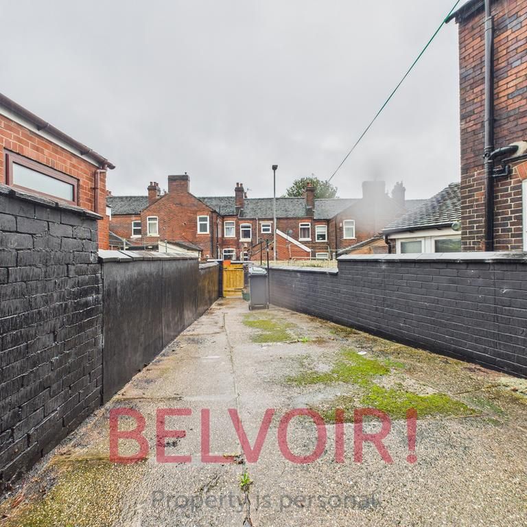 3 bedroom terraced house to rent - Photo 1