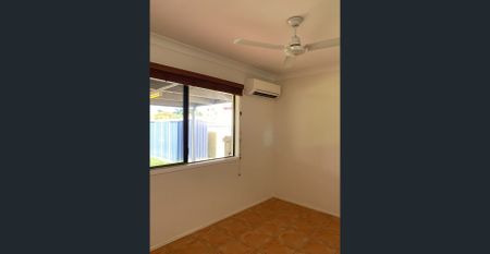 Room for Everyone! 5-Bed, 2-Bath Home with Massive covered Patio & Garden Sheds - Photo 5