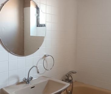 Location Appartement P2 Avec mezzanine Nimes - Photo 6