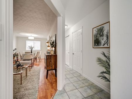 For Lease - 23 Beaverton Drive, Hamilton, Ontario - Photo 2