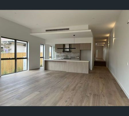 35A Piedmont Street, Box Hill South, Vic 3128 - Photo 2