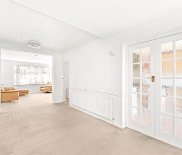 3 bedroom terraced house to rent - Photo 5