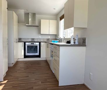 Hillcrest family home - Photo 2