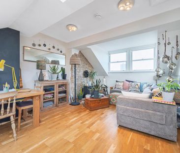 2 bedroom flat to rent - Photo 2