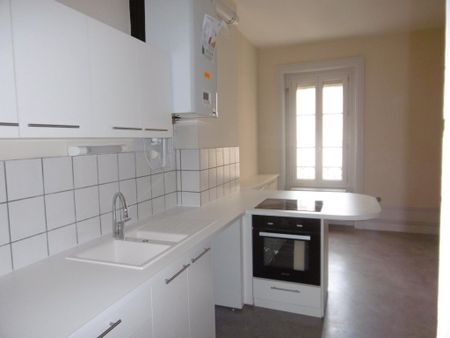 APPARTEMENT T5 A LOUER - Photo 2