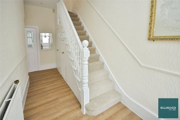 Claverley Villas, N3, Finchley - Photo 1