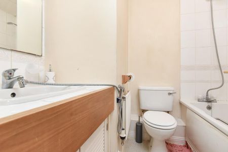 2 bedroom terraced house to rent - Photo 5