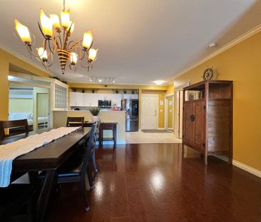 Attention STUDENTS: Furnished 3 bed/2 bath downtown - Photo 3