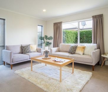 21 Faringdon Boulevard, Rolleston - Photo 2