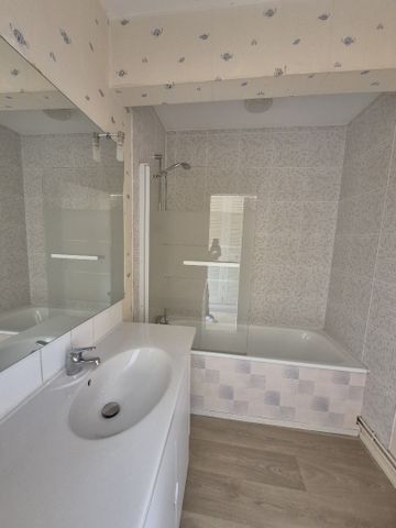 Location Appartement 2 pièces 60m² ST OMER 62500 - Photo 5