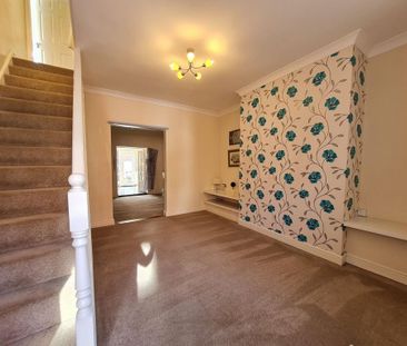 2 bedroom terraced house to rent - Photo 2