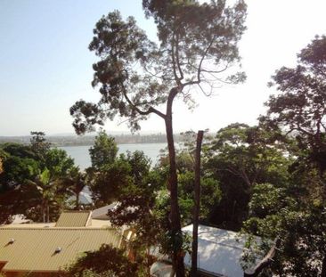 NEAT & TIDY 2 BEDROOM UNIT WITH VIEW - Photo 6