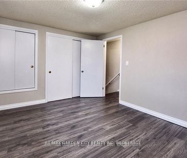For Lease - 49 Bendingroad Crescent Unit# -MAIN UNIT (2 FLOORS), St... - Photo 1
