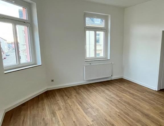 Large couch? No problem! - Photo 1