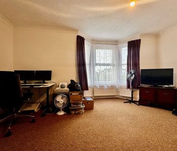 Northcourt Road, Worthing, BN14 1 bedroom flat to rent - Photo 4