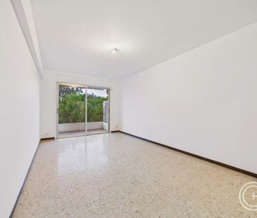 Location Appartement 2 pièces 56m² NICE 06100 - Photo 4
